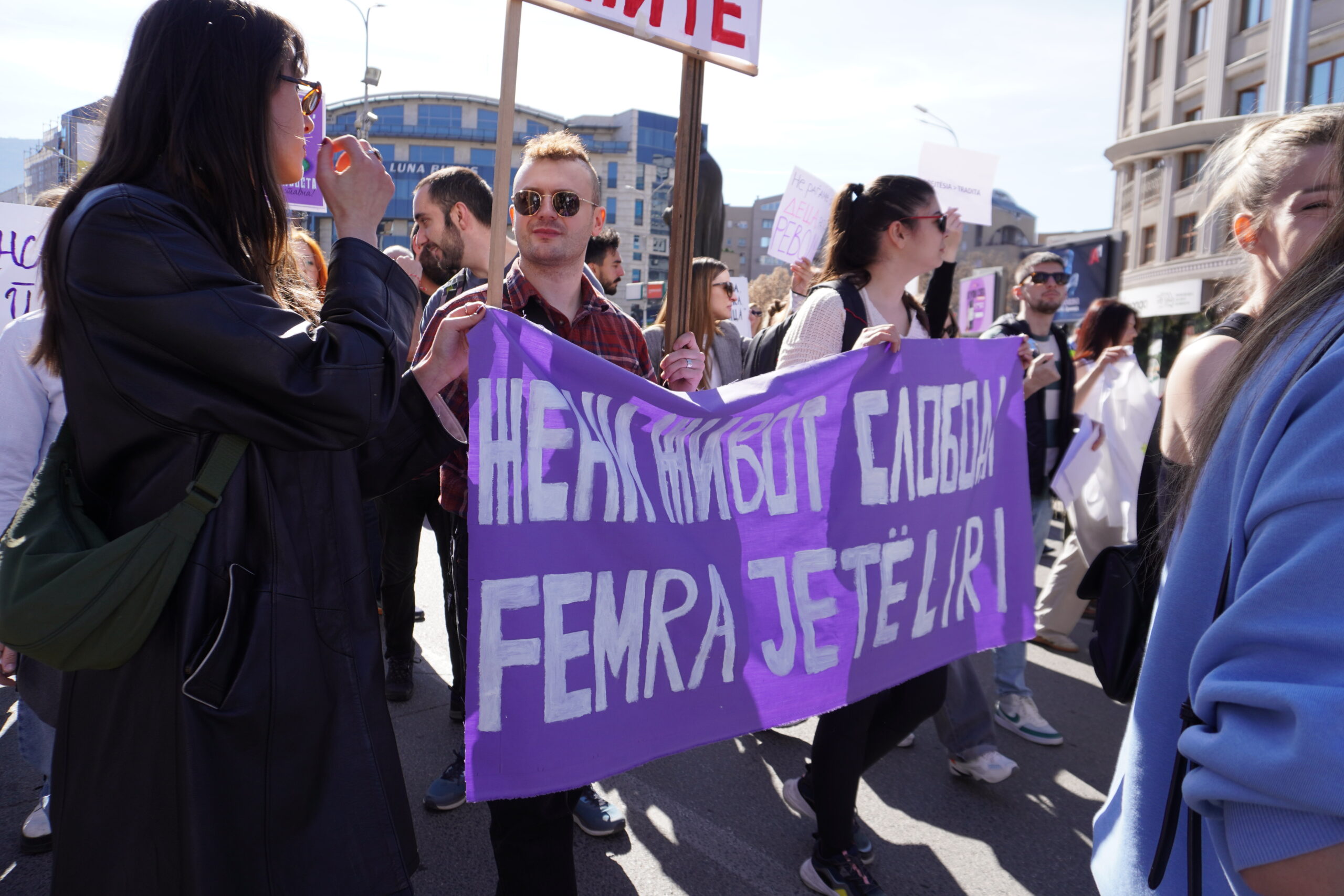 Protestë për 8 Marsin në Shkup. Foto: Mollëkuqja