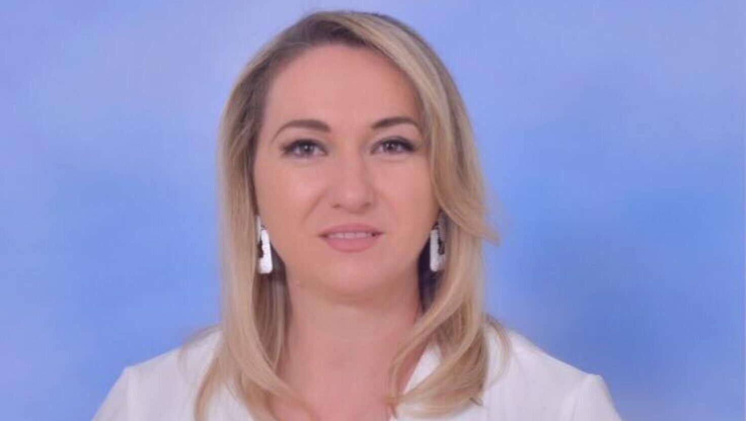Intervistë | Burrat kërkojnë ndihmë kur problemet janë thelluar, bisedë me psikoterapisten Vala Adili